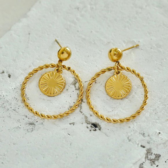 BROOKLYN Hoop Earrings - Picture 3 of 6